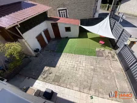 maison de village 115m² - mozas - dpe d - cour & stationnements