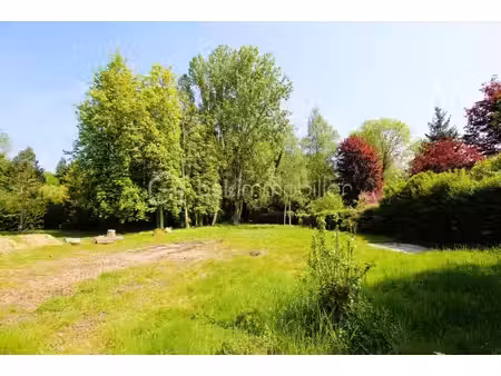 a 10 minutes de rambouillet. magnifique terrain constructible viabilise de 1908 m² a 17 mi