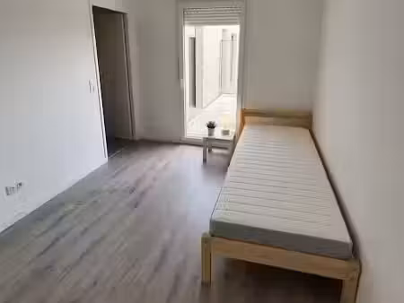 location meublée appartement 4 pièces 84 m² à argenteuil (95100)  1 500 €