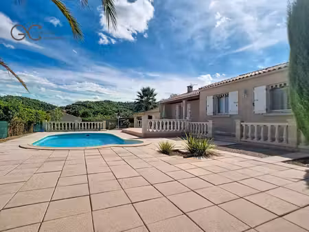 villa plain oied 4 pièces piscine garage sur terrain de 1100m²
