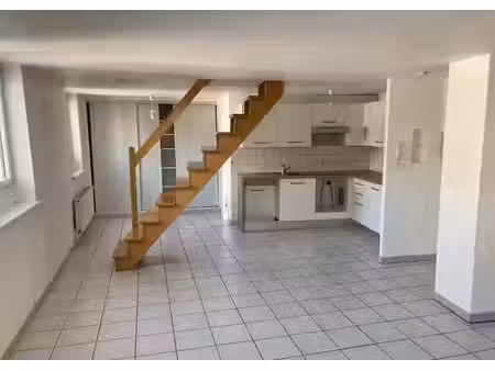 location appartement 3 pièces 65 m² à lille (59000)  886 €