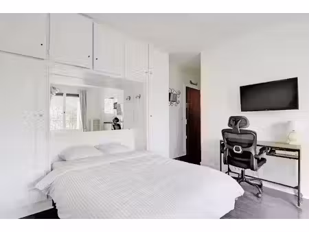location meublée appartement 1 pièce 23 m² à paris 16ème (75016)  1 650 €