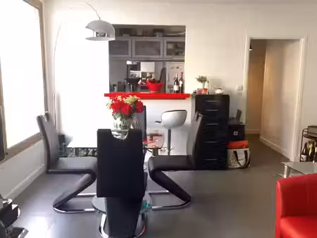 location appartement 2 pièces 46 m² à paris 17ème (75017)  1 400 €