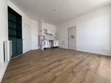 charmant studio rénové