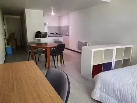 location meublée appartement 1 pièce 35 m² à toulouse (31000)  690 €