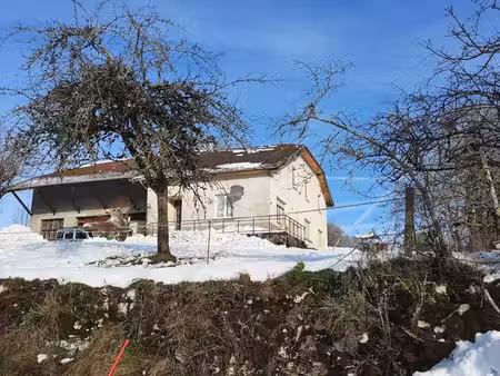 grand terrain constructible avec grande maison à rénover