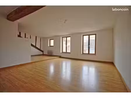 très belle appartement duplex t4