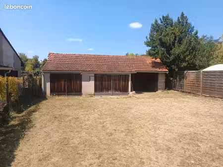 lot de 2 garages proche centre ville