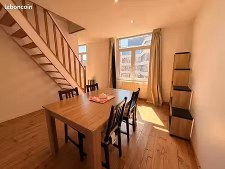 duplex atypique t2 bis de 76m2 à lille