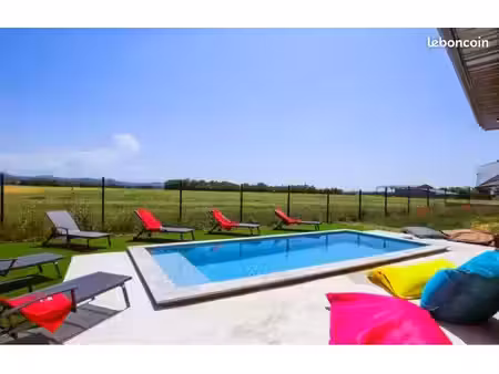 villa meublée récente avec 4 chambres et piscine – cléon-d’andran