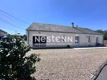jolie maison de plain-pied de 100 m² à vendre avec 4 chambres  garage  cour et jardin à vi