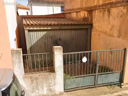 terrain constructible et garage centre village st nazaire