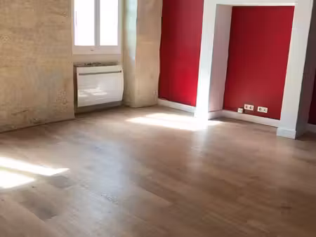 t4 en duplex aux chartrons avec garage