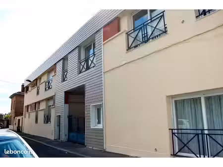 appartement t4 lumineux de 92 m2