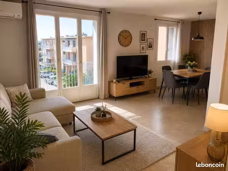 appartement entièrement rénové à louer avec une vue dégagée