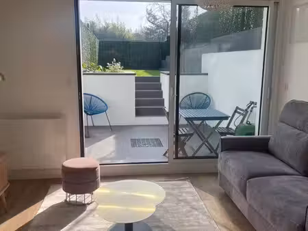 appartement studio avec terrasse et jardin récent (avec edf et wifi)