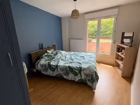 à louer – appartement t3 meublé – 86 m² – beaujeu