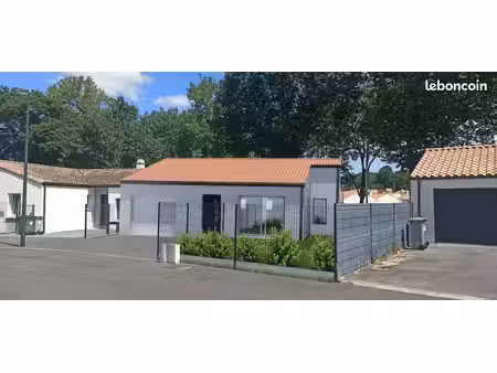 maison 4 pièces : 85m²
