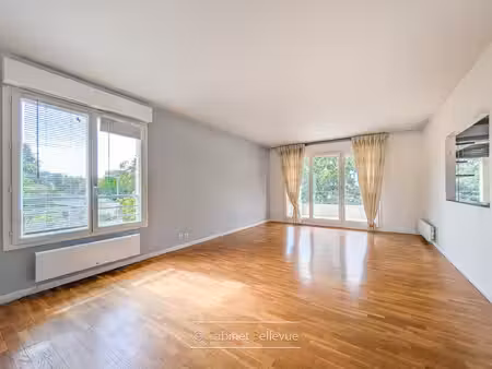 meudon bellevue - appartement 3 pièces avec terrasse  cave e