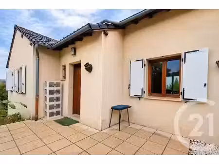 location maison 4 pièces 75.31 m² à lachapelle-auzac (46200)  836 €