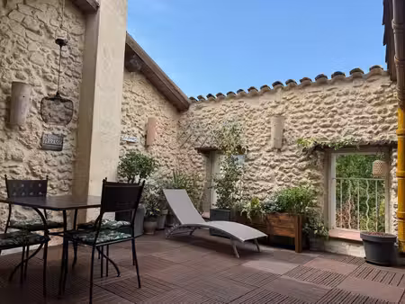 maison de village en pierre rénovée avec terrasse tropézienne à argeliers – 173 m²