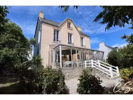le charme de la pierre et la lumière d'une maison des années