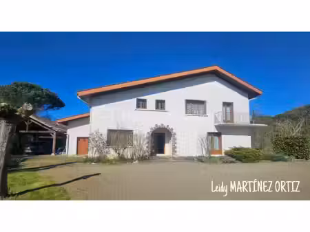 maison de 188 m² à estang