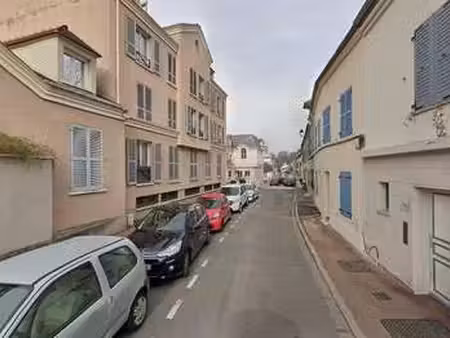 vente garage et parking à bougival (78380) : à vendre / bougival