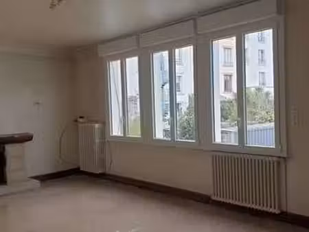 location appartement 4 pièces à quimper centre - rosmadec - gare (29000) : à louer 4 pièce