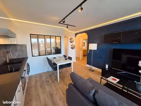 appartement 3 pièces meublé refait à neuf gex - quartier creux du loup