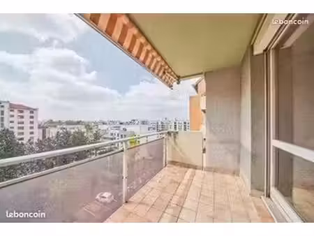 location t4 82 m² au calme avec vue