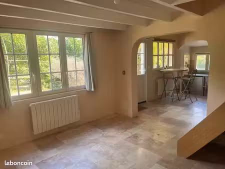 loue studio indépendant - 25m2 - guyancourt bouviers - ideal étudiant