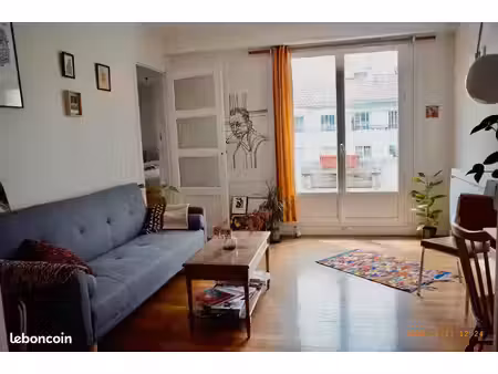 t2 grenoble centre  balcons avec vue  42 m2 658 [url masquée pour votre sécurité]. libre 1