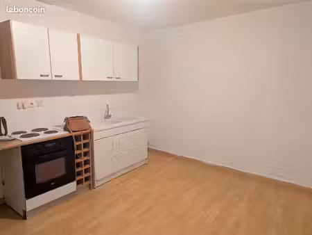 appartement t2 centre pont hebert