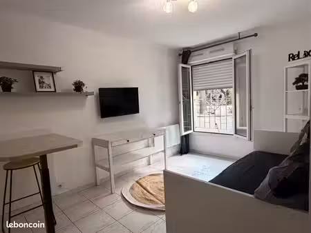 studio meuble 21m2 renove a neuf - proximite faculte de medecine