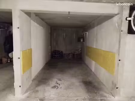 parking/box 12m2