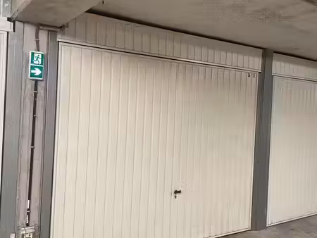 garage / box fermé de 14 m² (35 m³)