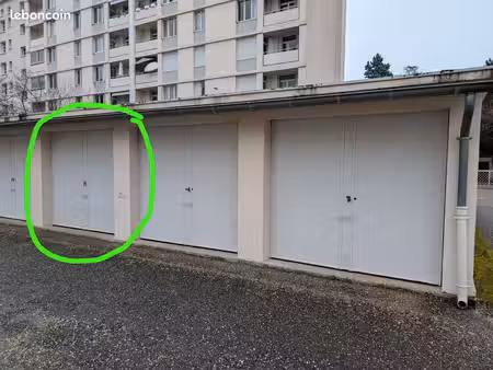 parking box individuel