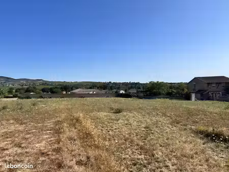 terrain 400 m² lancie