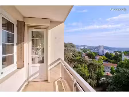 appartement 3 pièces 56 m²