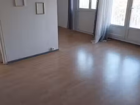 appartement 48m2 rillieux-la-pape (polyclinique)