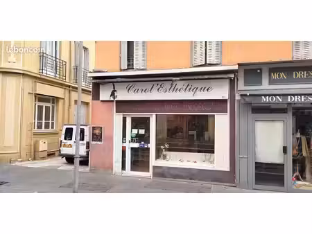bail à céder tous commerces sauf restauration local 90 m2