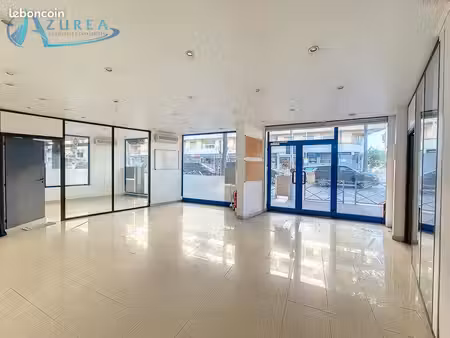 local commercial 83 m² cagnes sur mer