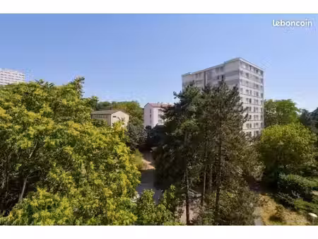 appartement 4 pièces 70 m²