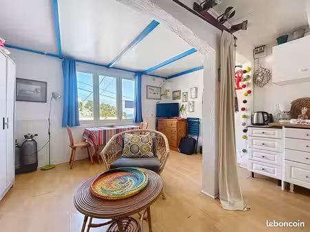 cabanon à vendre dans la calanque de niolon