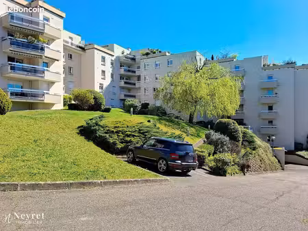 appartement 4 pièces 86 m²