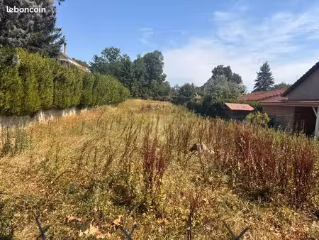 terrain 1650m2 centre dagneux