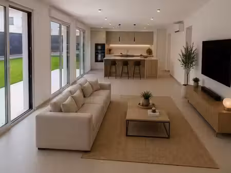 appartement plein pied entièrement rénové