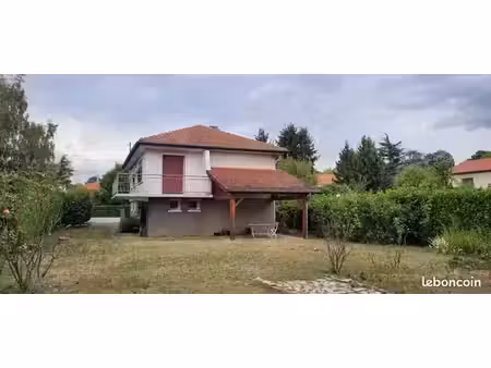 maison 111 m² -fort potentiel - terrain plat de 990 m2 -à rénover – à agrandir
