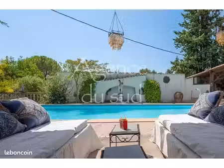 maison 6 pièces 197 m²